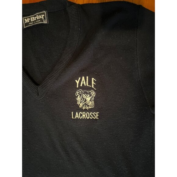 Vintage McBriar Yale Lacrosse Men's M V-Neck Preppy University Sweater Navy Blue - Picture 8 of 10